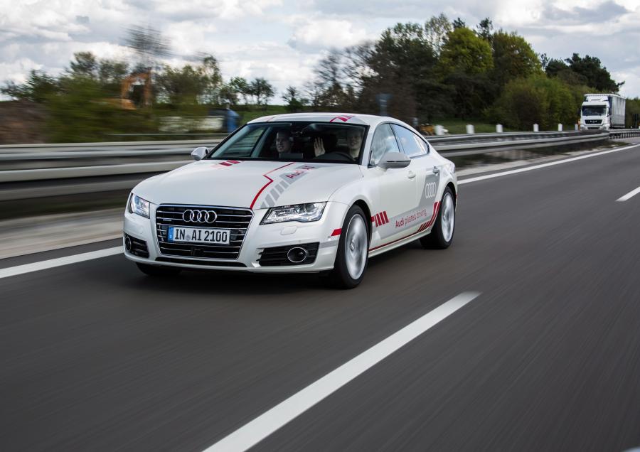  Audi A7 Sportback Piloted Driving Concept 2016 года  (фото 1 из 8)